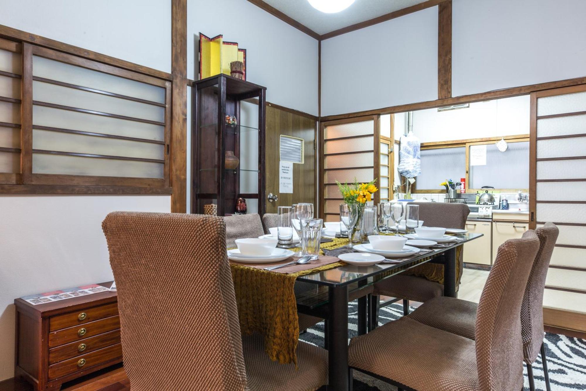 Dom wakacyjny Samurai House - Large Family House, West Shinjuku
